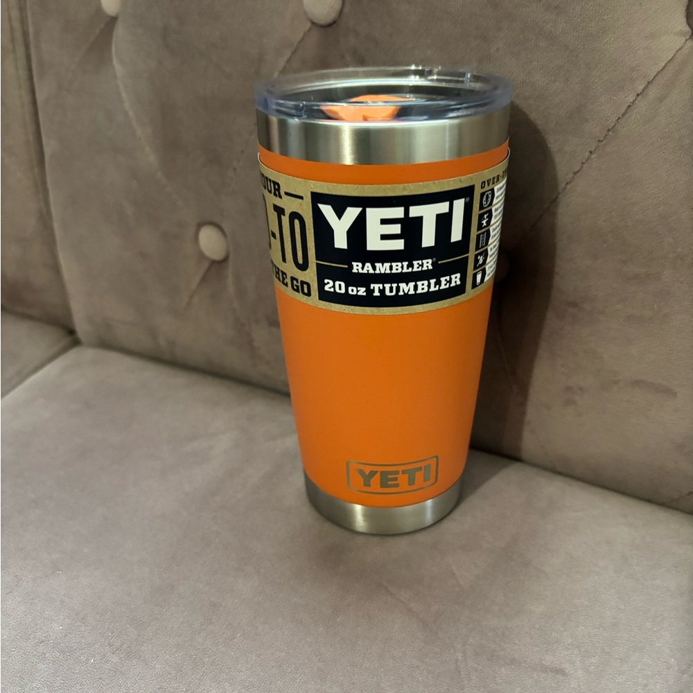 Yeti 20 oz tumbler high desert clay orange